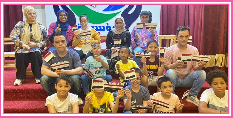 مدربين مركز التمكين الثقافى عن أطفال السندس : “الأطفال موهوبون ولمساتهم الفنية جميلة”